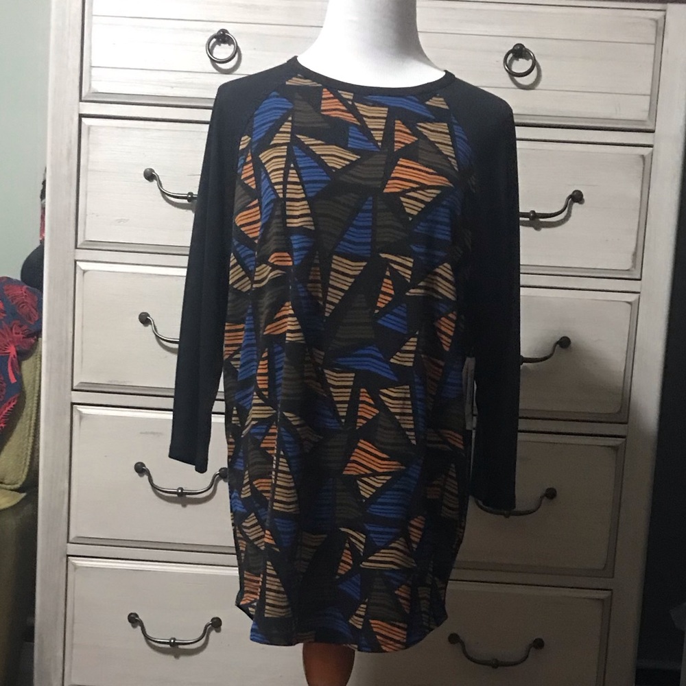 Lularoe randy tee
